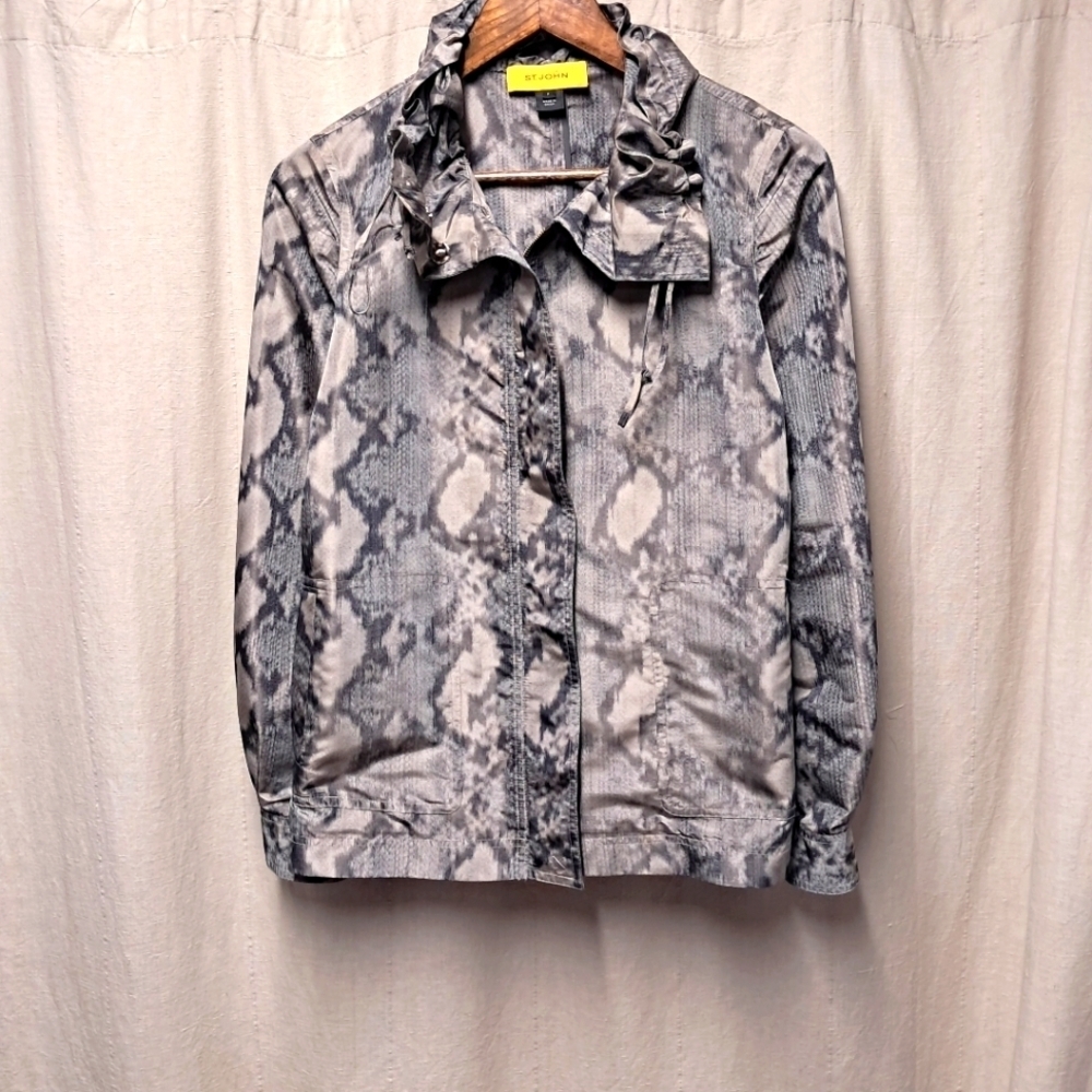 St. John Python Full Zip Jacket Size Petite - Picture 2 of 4